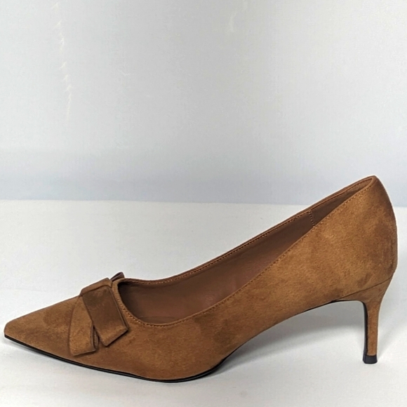 NEW Coutgo Pointy Toe Suede Bow Heels Sz 10 brown - Picture 1 of 4